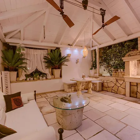 Holiday home Casa Katina