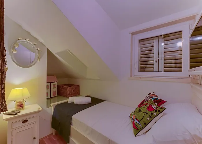 Casa Katina Nyaraló