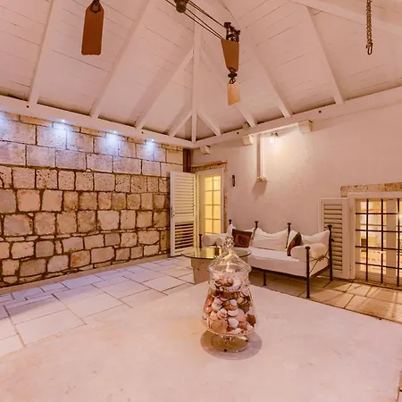 度假居 Casa Katina 科尔丘拉
